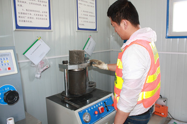 G307 LM2標(biāo)段項目已過半