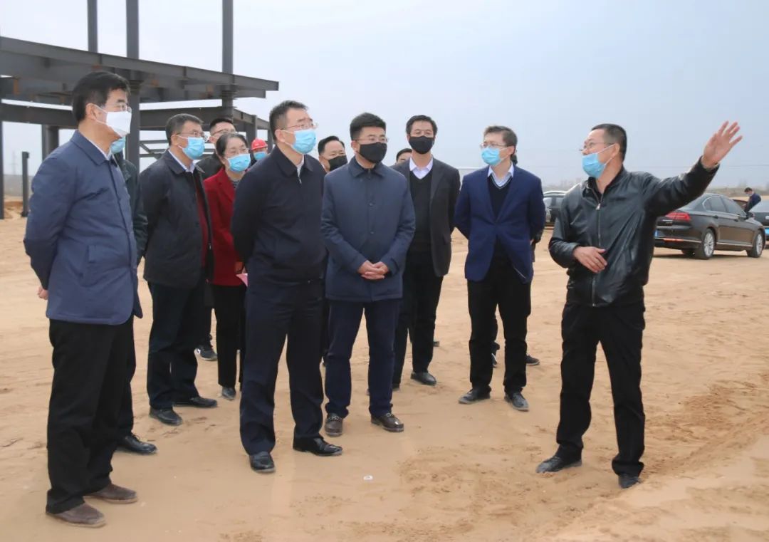 張守華在榆陽區(qū)調(diào)研時強調(diào)：堅持疫情防控和經(jīng)濟發(fā)展兩手抓
