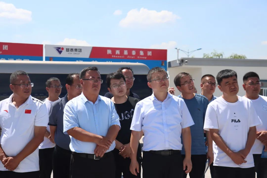 榆陽區(qū)統(tǒng)一戰(zhàn)線代表人士觀摩體育小鎮(zhèn)高質(zhì)量發(fā)展成果